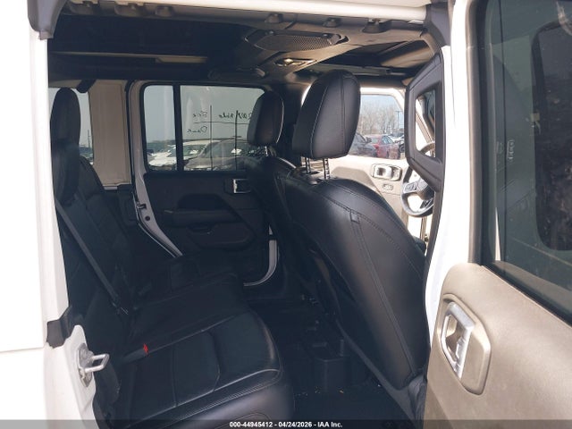 Jeep Wrangler Sahara Altitude 4x4