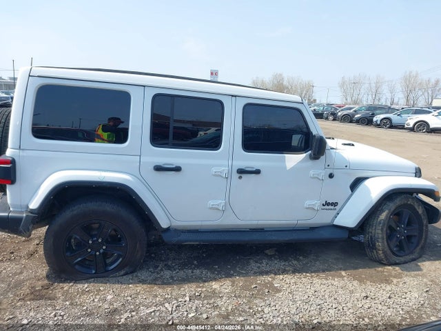 Jeep Wrangler Sahara Altitude 4x4