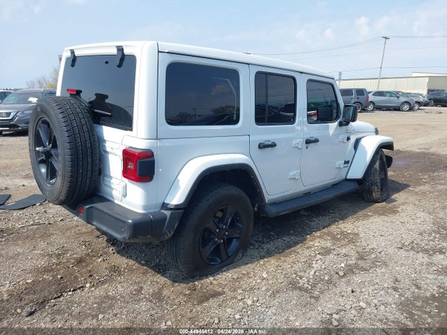 Jeep Wrangler Sahara Altitude 4x4