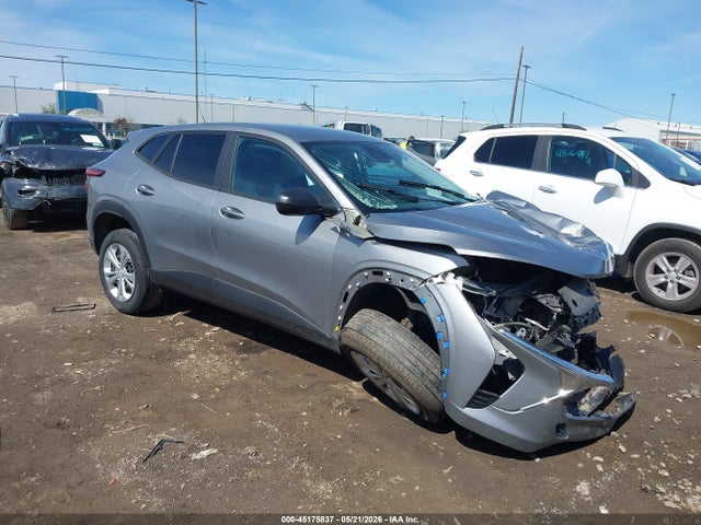 Salvage Chevrolet Trax Image