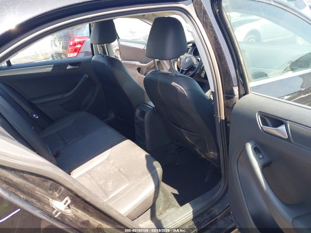 Volkswagen Jetta 1.4t Se