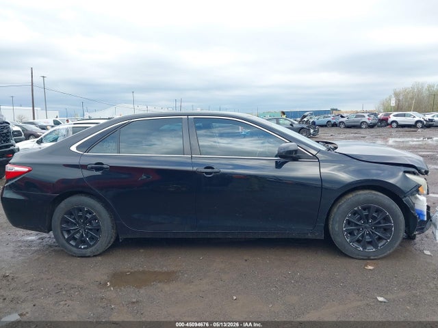 Toyota Camry Le