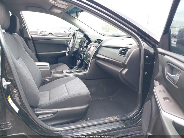 Toyota Camry Le