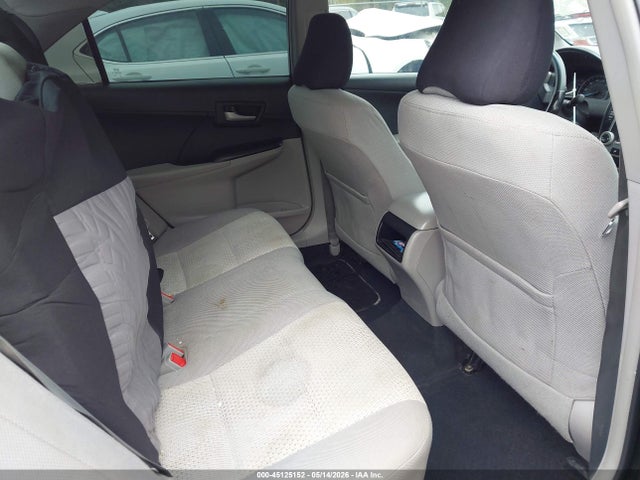 Toyota Camry Le