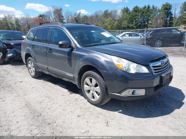 Salvage Subaru Outback Image