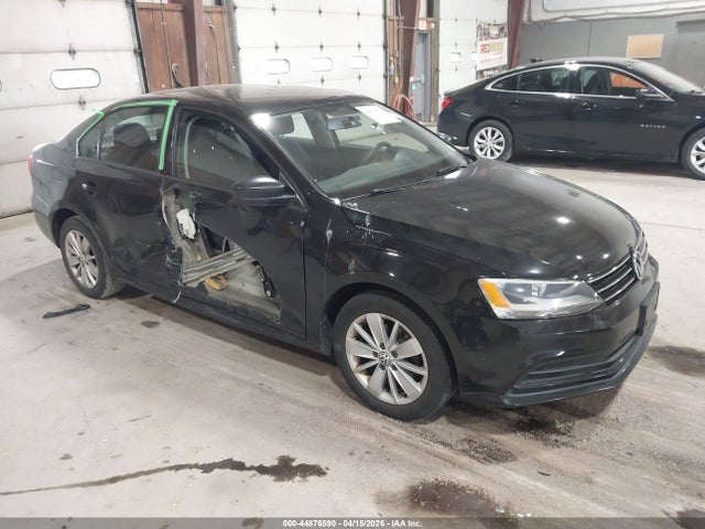 Salvage Volkswagen Jetta Image