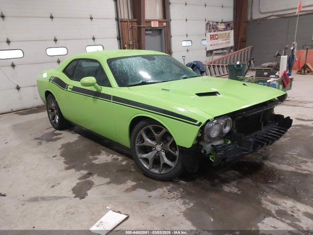 Salvage Dodge Challenger Image