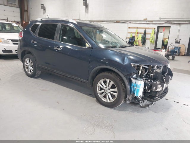 Salvage Nissan Rogue Image