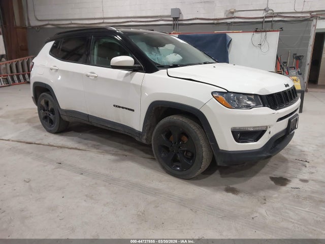 Salvage Jeep Compass Image