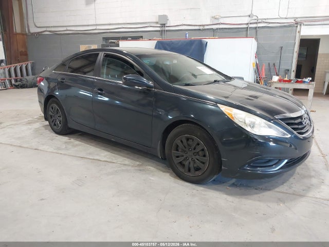 Salvage Hyundai SONATA Image