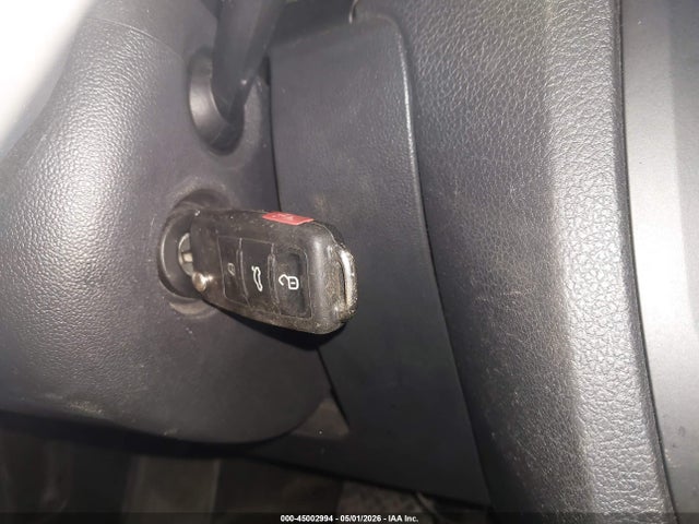 Volkswagen Jetta 1.4t S