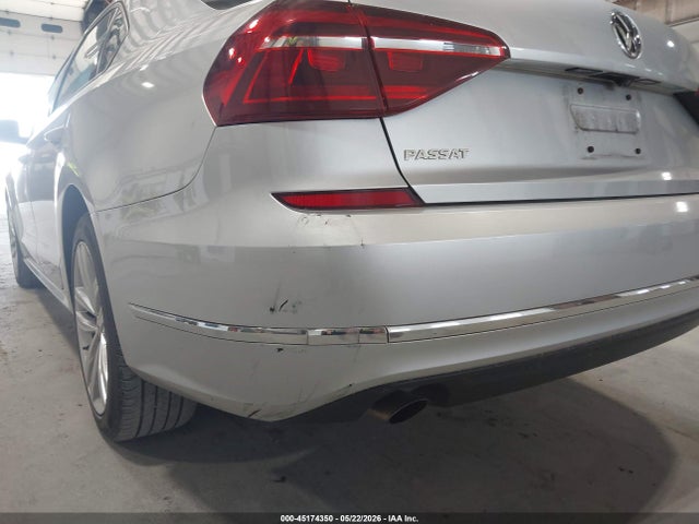 Volkswagen Passat 2.0t Wolfsburg Edition