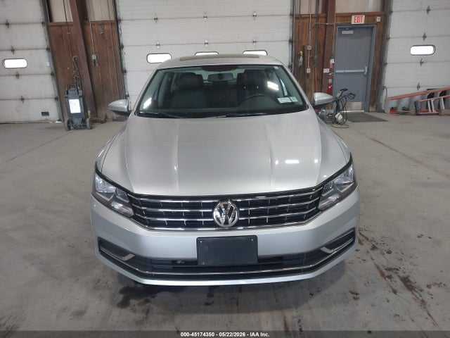Volkswagen Passat 2.0t Wolfsburg Edition