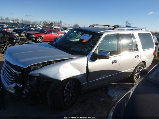 Lincoln Navigator Select