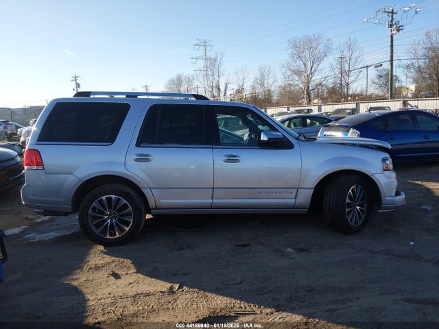 Lincoln Navigator Select