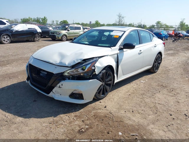 Nissan Altima Sr Intelligent Awd