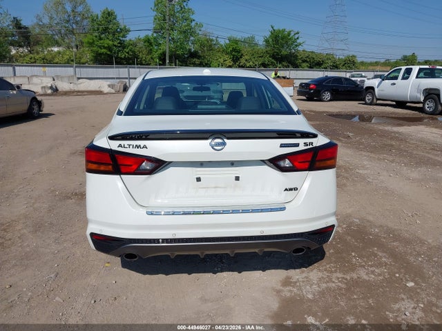 Nissan Altima Sr Intelligent Awd