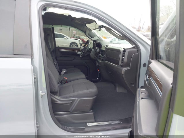 Chevrolet Silverado 1500 4wd  Standard Bed Rst