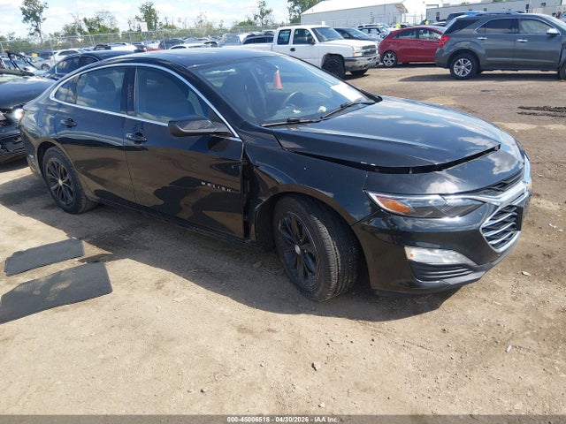 Salvage Chevrolet Malibu Image