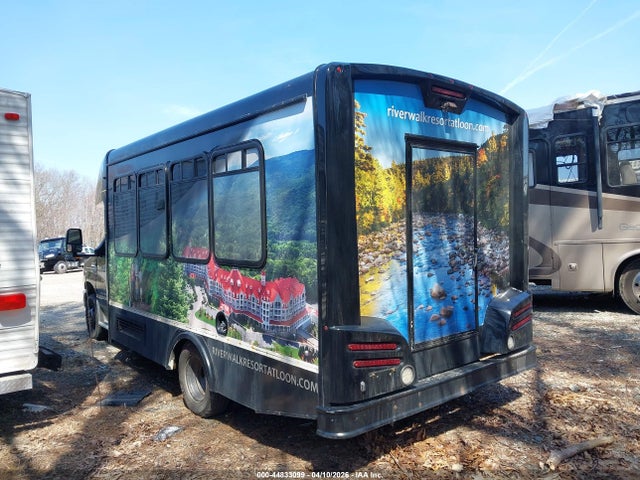 Ford Bus E-350 Cutaway