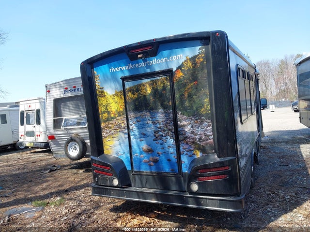 Ford Bus E-350 Cutaway