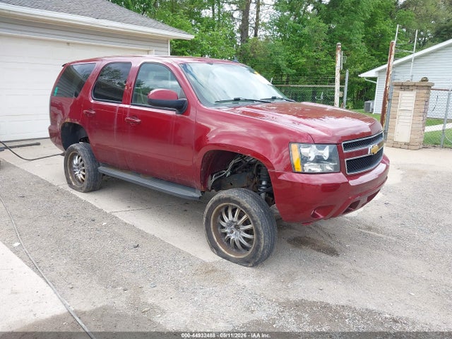 Salvage Chevrolet Tahoe Image