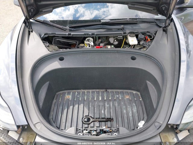 Tesla Model 3 Rear-wheel Drive