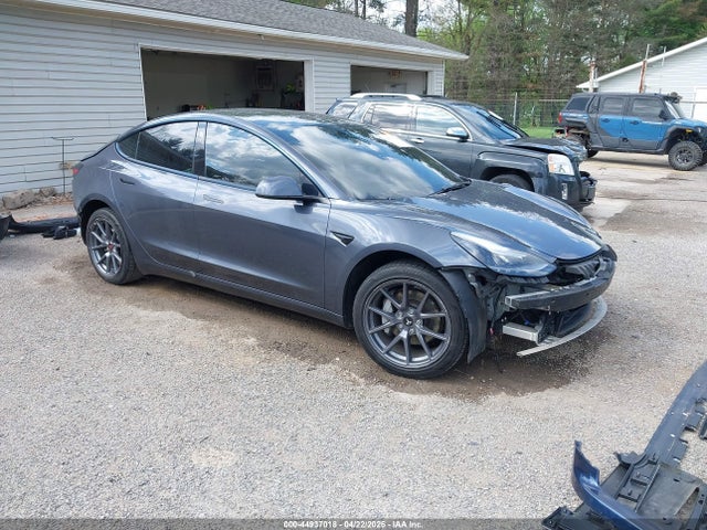 Salvage Tesla Model 3 Image