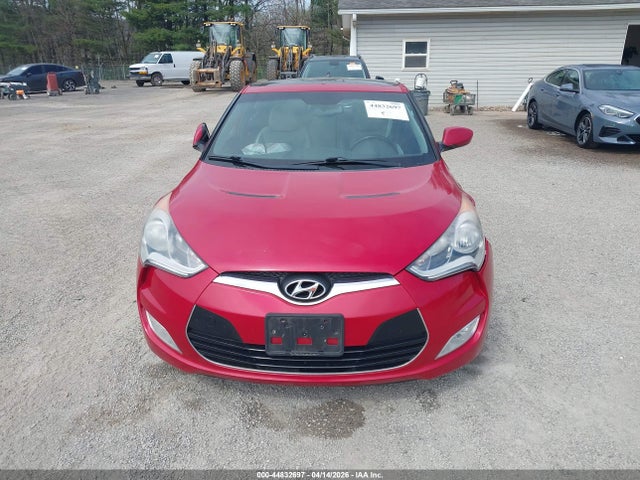 Hyundai VELOSTER