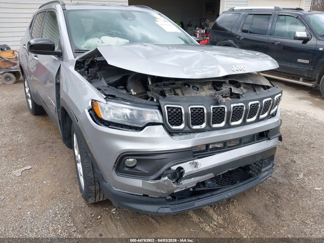 Jeep Compass Latitude Lux Fwd
