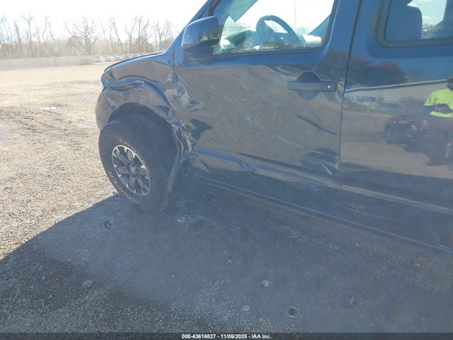 Nissan Frontier Pro-4x 4x4