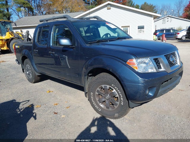 Salvage Nissan Frontier Image