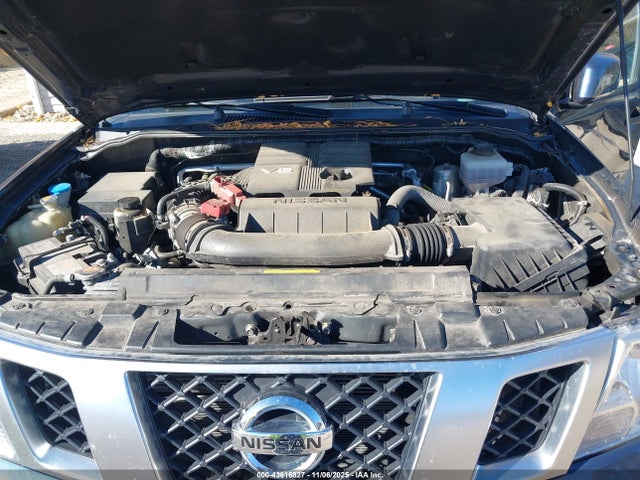 Nissan Frontier Pro-4x 4x4