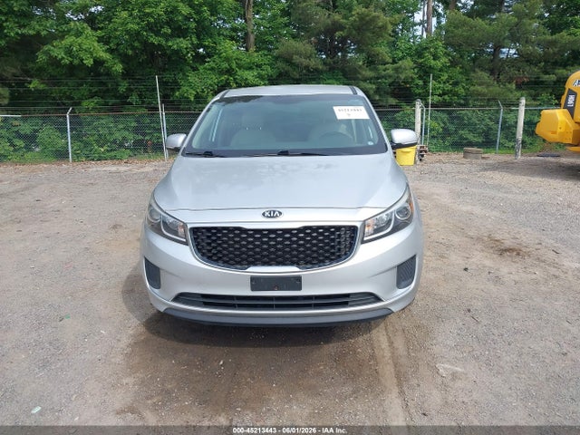 Kia Sedona Lx