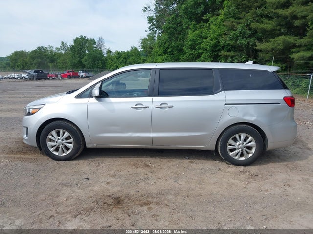 Kia Sedona Lx