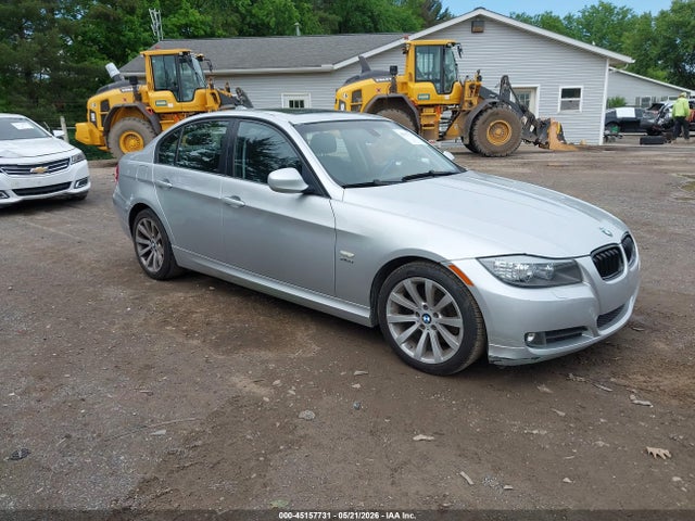 Salvage BMW 3 Series Image
