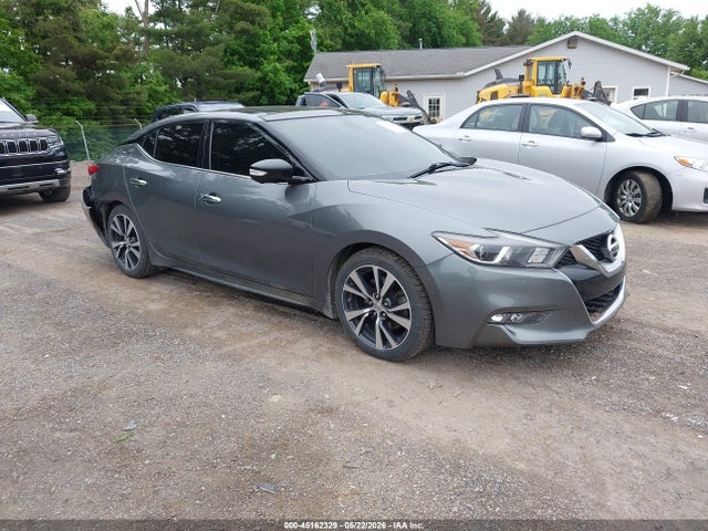 Salvage Nissan Maxima Image