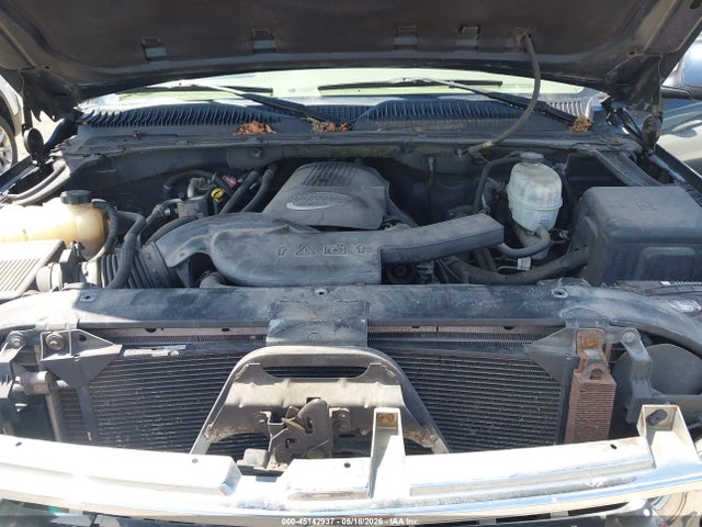 Chevrolet Suburban 1500 Lt