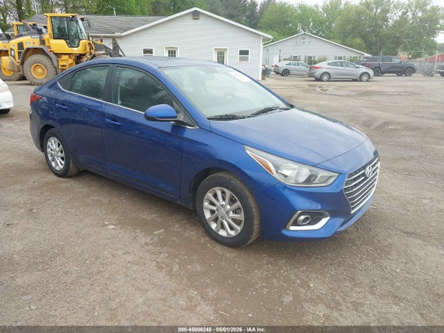 Salvage Hyundai ACCENT Image