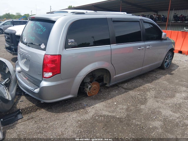 Dodge Grand Caravan Sxt