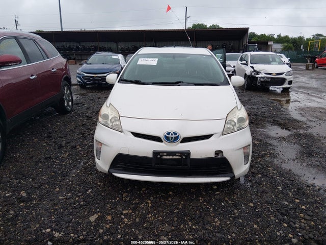 Toyota Prius Three Se