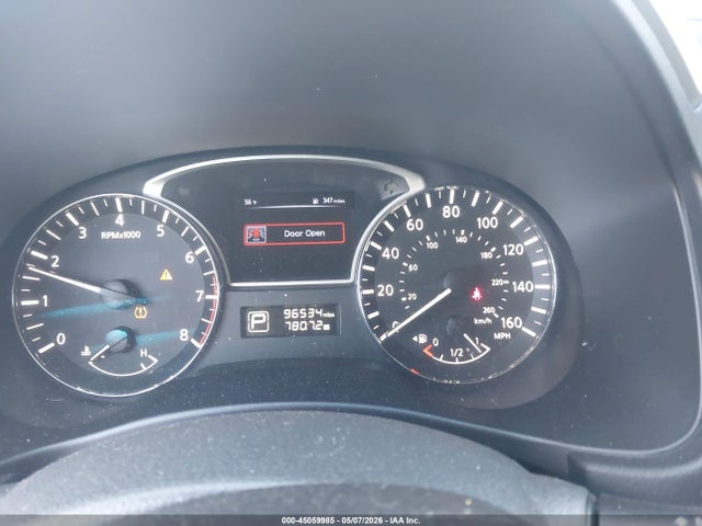 Nissan Pathfinder S