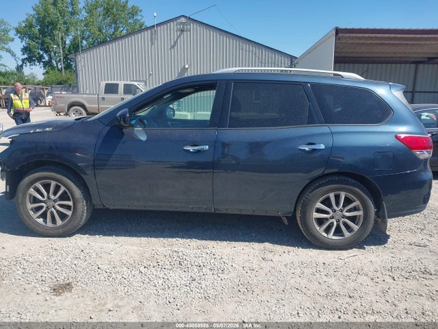 Nissan Pathfinder S