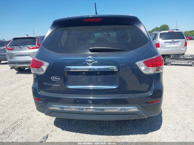 Nissan Pathfinder S