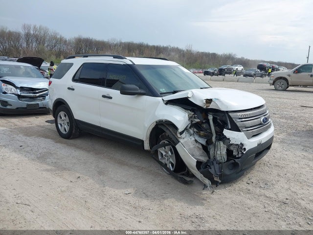 Salvage Ford Explorer Image