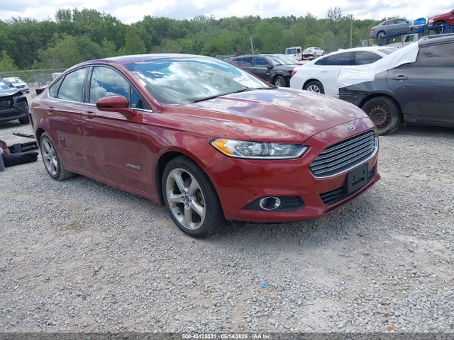 Salvage Ford Fusion Image