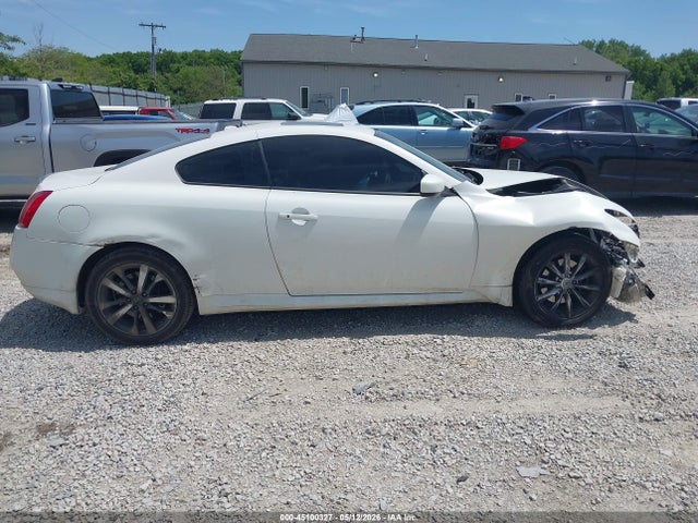 INFINITI G37x