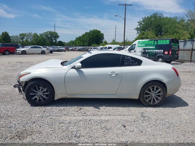 INFINITI G37x