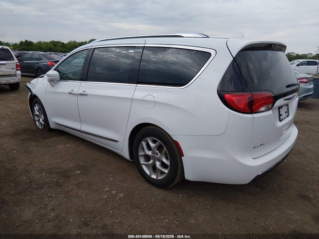 Chrysler Pacifica Touring L Plus