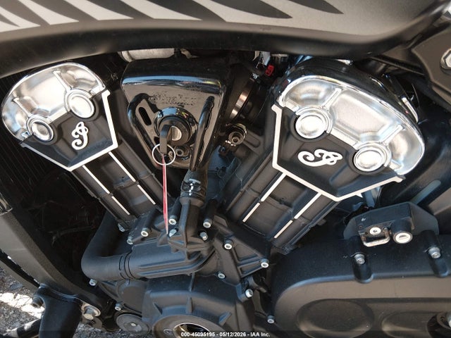 Indian Motorcycle Co. Scout Bobber Twenty Abs